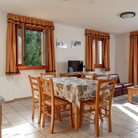 Chalet Stelle Di Neve Bormio Eksteriør billede